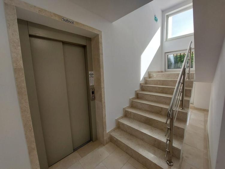 Apartament cu 2 camere decomandat în Turnișor