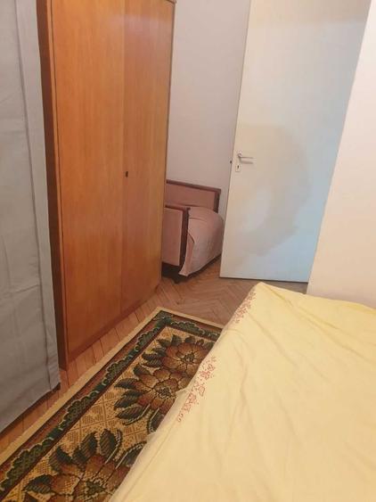 Apartament cu 2 camere semidecomandat în 1 Mai