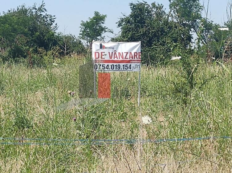 Teren agricol intravilan de 727 mp, în Dobreni
