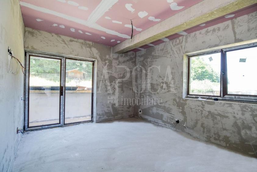Duplex cu 4 camere cu Canalizare în Florești