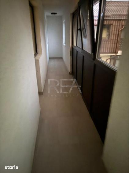 Apartament cu 3 camere decomandat în Progresul