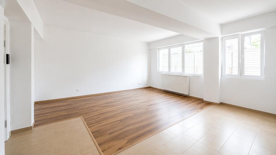 Apartament cu 2 camere semidecomandat în Iancu Nicolae