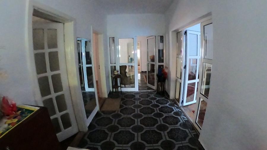 Casă cu 4 camere cu Teren 350 Mp în Central