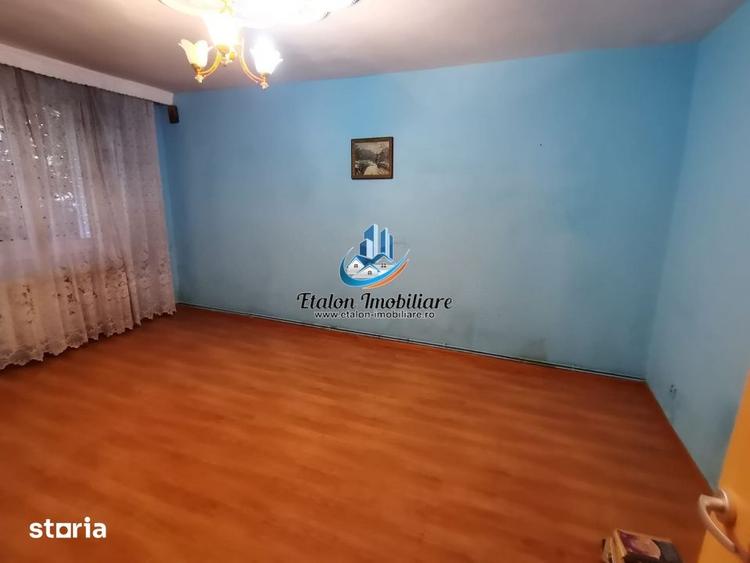 Apartament cu 3 camere decomandat în 1 Mai