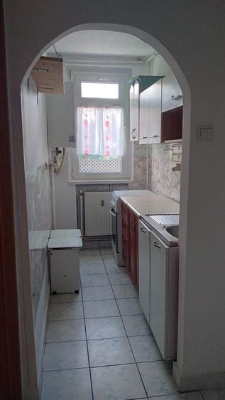 Garsonieră decomandată în Central