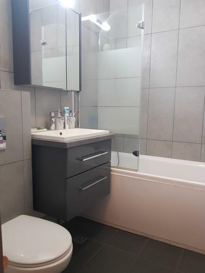 Apartament cu 2 camere semidecomandat în 1 Mai