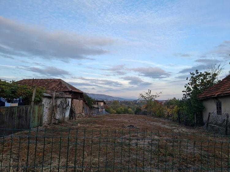 Spațiu comercial, în Valea