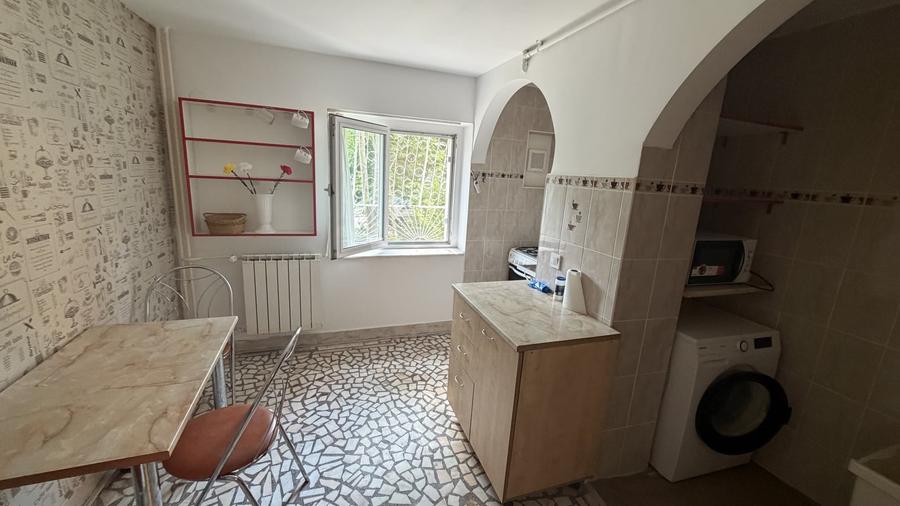 Apartament cu 2 camere decomandat, mobilat în Aviației