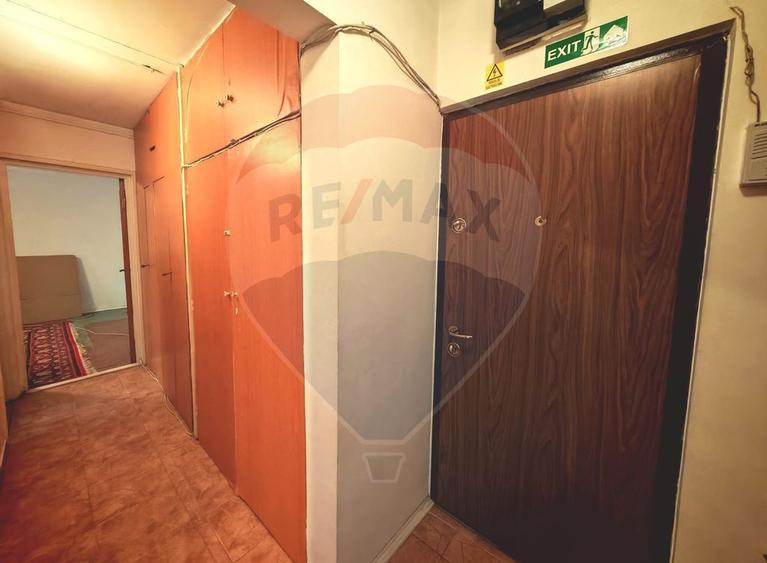 Apartament cu 2 camere decomandat, mobilat în P-ța Reșița