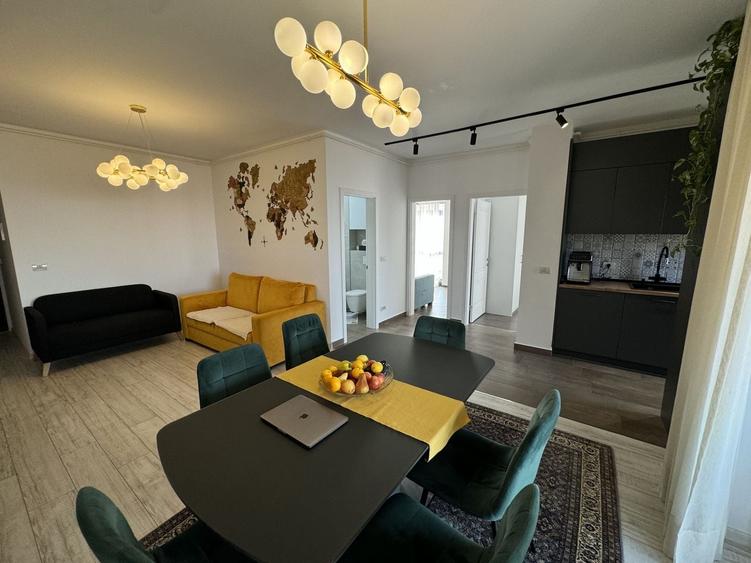 Apartament cu 3 camere semidecomandat, mobilat în UTA