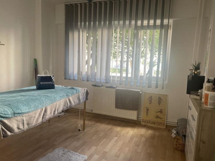 Spațiu comercial, de 55 mp, în Drumul Carului