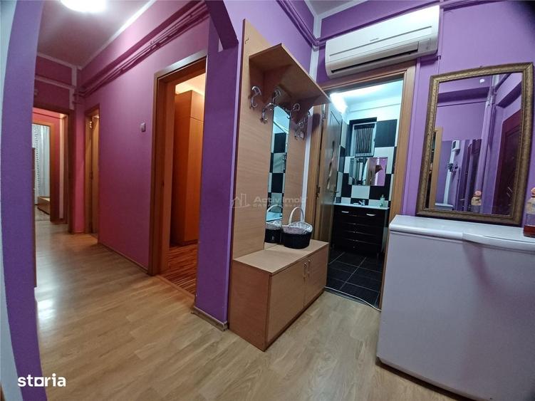 Apartament cu 4 camere decomandat în Rahova
