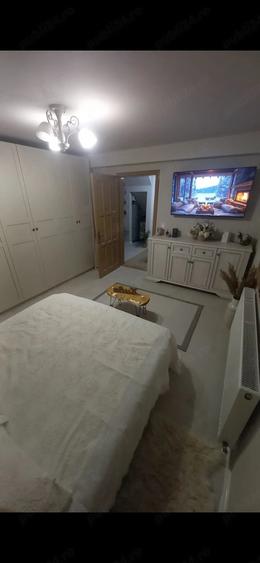 Casă cu 6 camere cu Teren 300 Mp în Nord