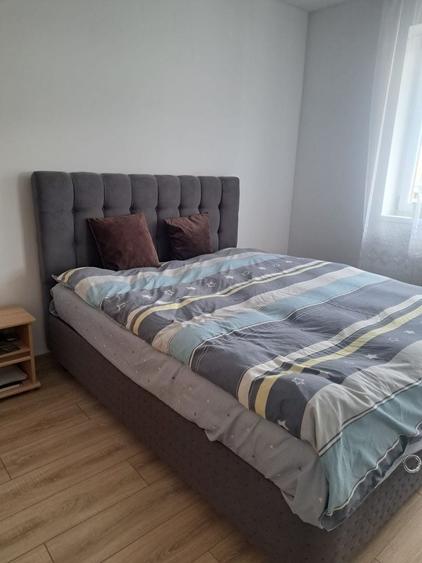 Apartament cu 2 camere decomandat în Lazaret
