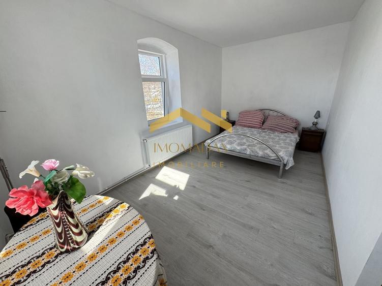 Apartament cu 2 camere semidecomandat, mobilat în Ultracentral