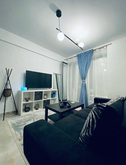 Apartament cu 2 camere decomandat în Militari — fotografia 1