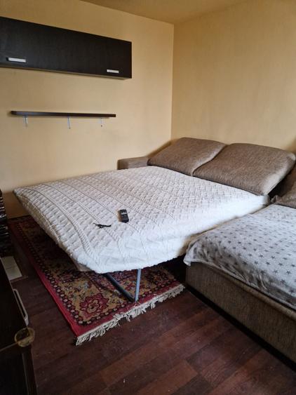Casă cu 2 camere cu Teren 100 Mp în Central