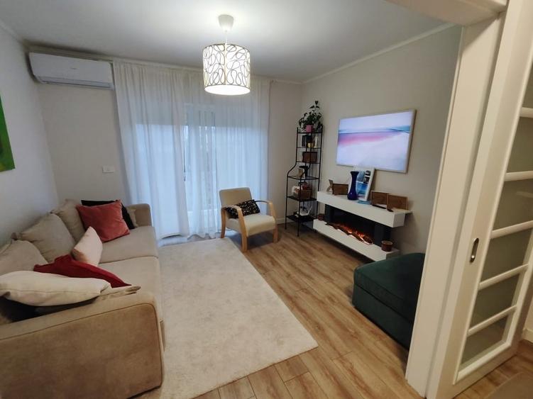 Apartament cu 2 camere decomandat, mobilat în Aradului