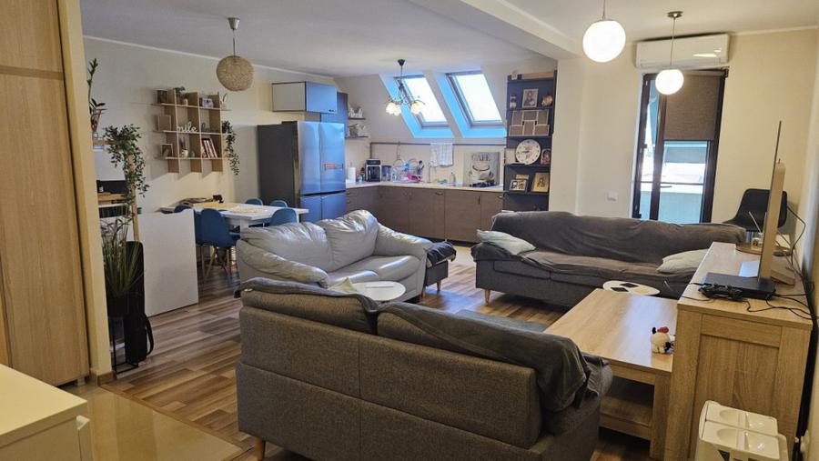 UNICAT, Apartament 3 camere 93mp, Zona Florilor - 2