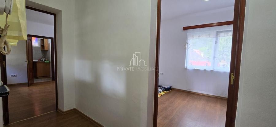 Casă individuală cu 2 camere cu Canalizare în Est