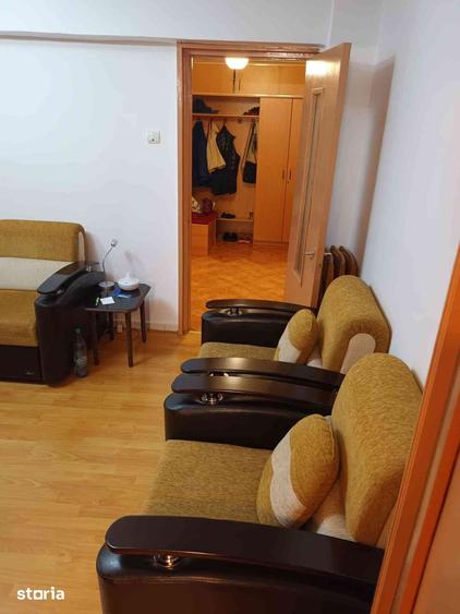 Apartament cu 2 camere semidecomandat în Mioriței