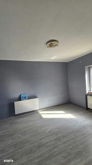 Casă cu 3 camere decomandat cu Teren 360 Mp în Burdea