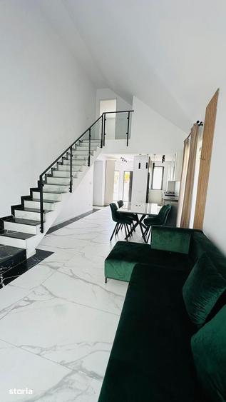 Casă cu 4 camere cu Teren 295 Mp în Central