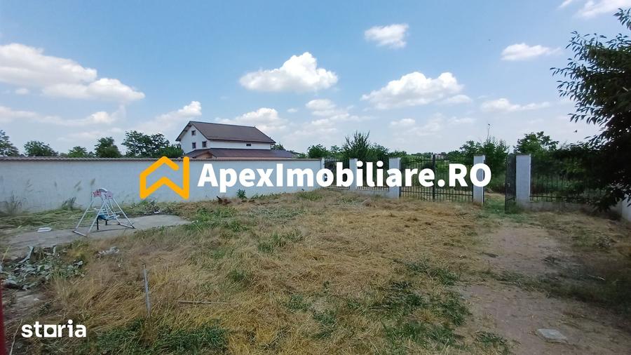Casă cu 4 camere cu Teren 883 Mp în Varlaam