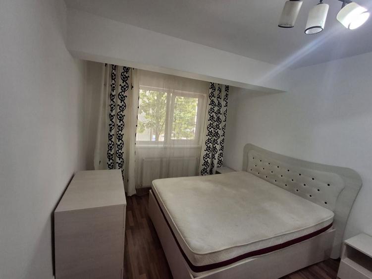 Apartament cu 2 camere decomandat, mobilat în Berceni
