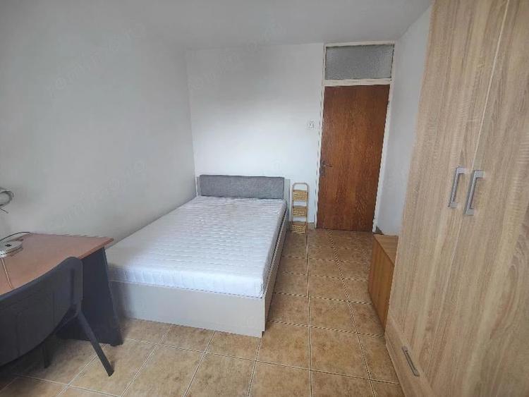 Apartament cu 4 camere semidecomandat în Ștefan cel Mare