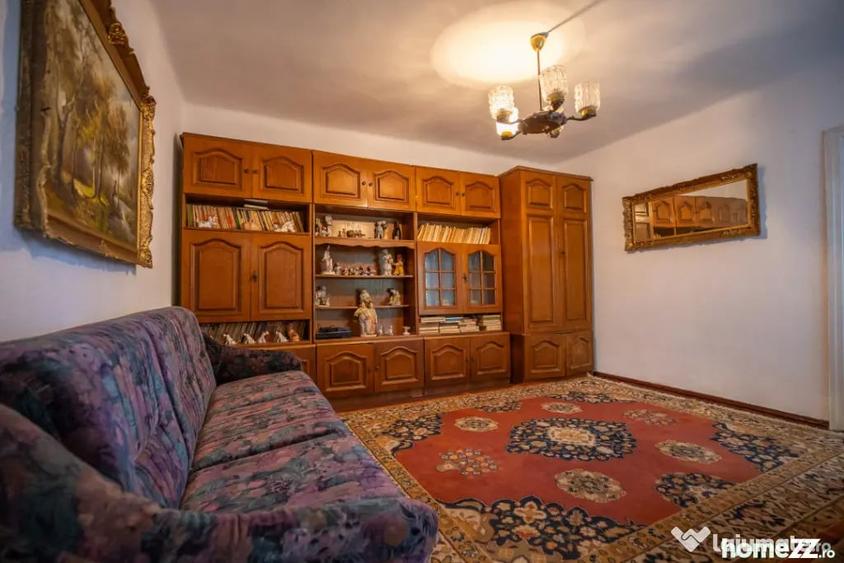 Casă cu 3 camere cu Teren 335 Mp în Sud