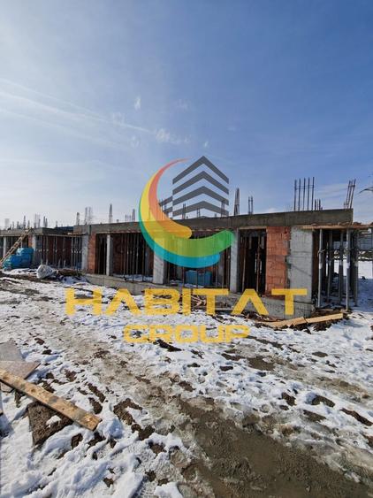 Duplex cu 4 camere cu Canalizare în Splaiul Unirii