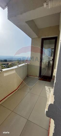 Apartament cu 2 camere decomandat în Galata