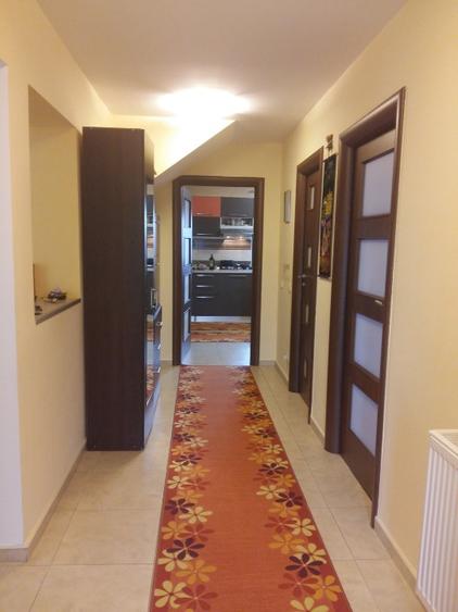 Casă individuală cu 3 camere cu Teren 530 Mp în Glina