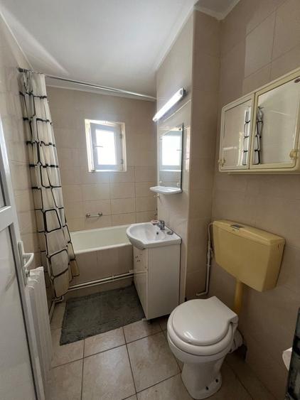 Apartament cu 2 camere decomandat în Florești