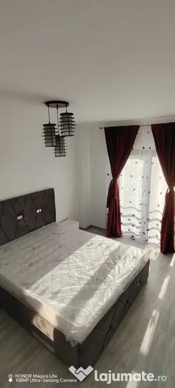 Apartament cu 3 camere decomandat în Nord