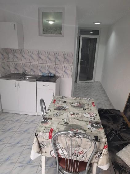 Garsonieră decomandată în Central