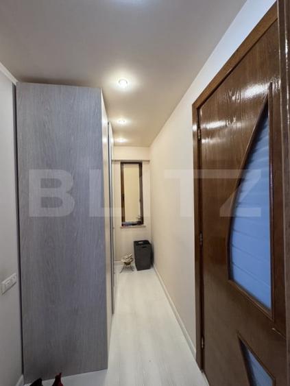 Casă individuală cu 5 camere cu Canalizare în Central