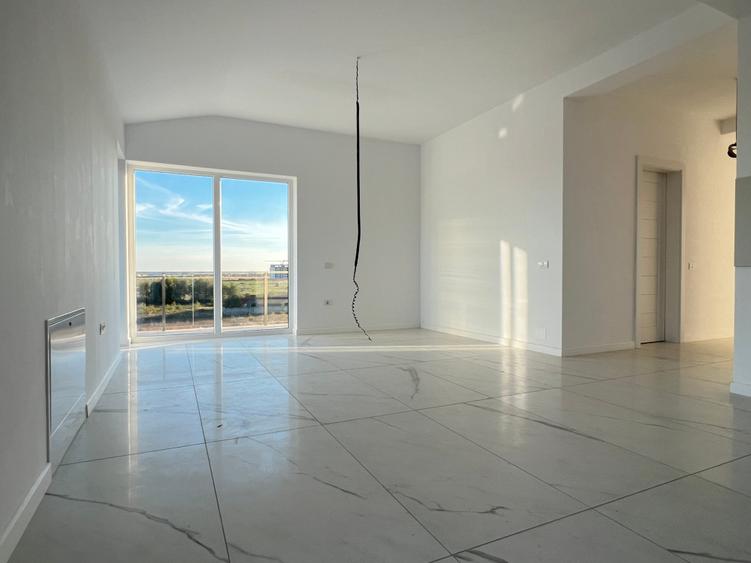 Penthouse cu 2 camere decomandat, mobilat în Braytim