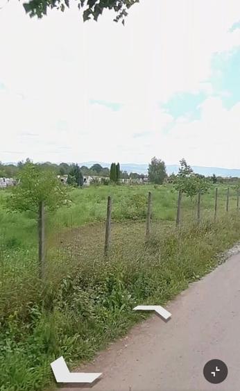 Teren agricol intravilan de 10000 mp, în Central