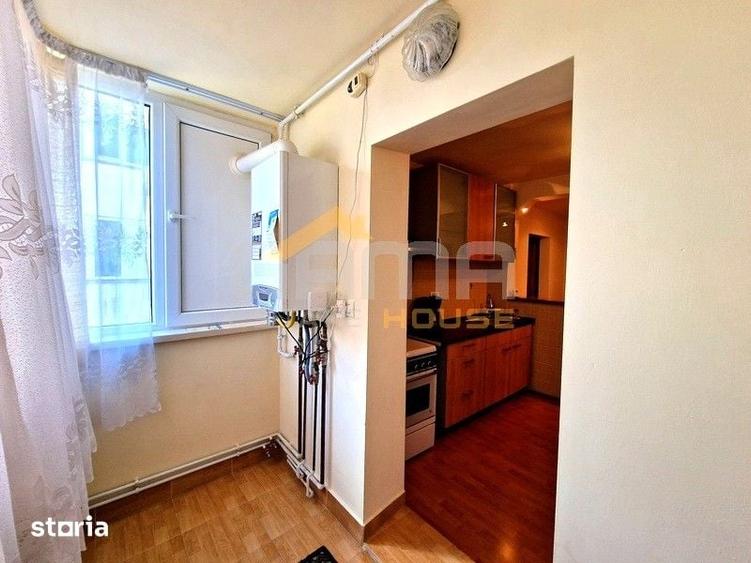 Apartament cu 2 camere decomandat în Podgoria