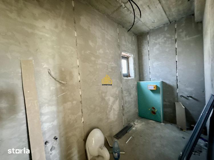 Casă cu 4 camere cu Teren 400 Mp în Clinceni