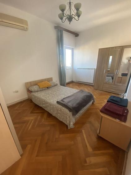 Garsonieră în Romană