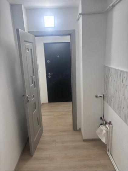 Apartament cu 2 camere semidecomandat în Hipodrom