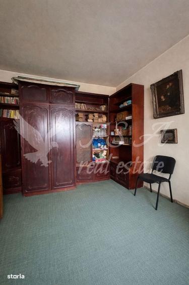 Apartament cu 3 camere decomandat în Rahova