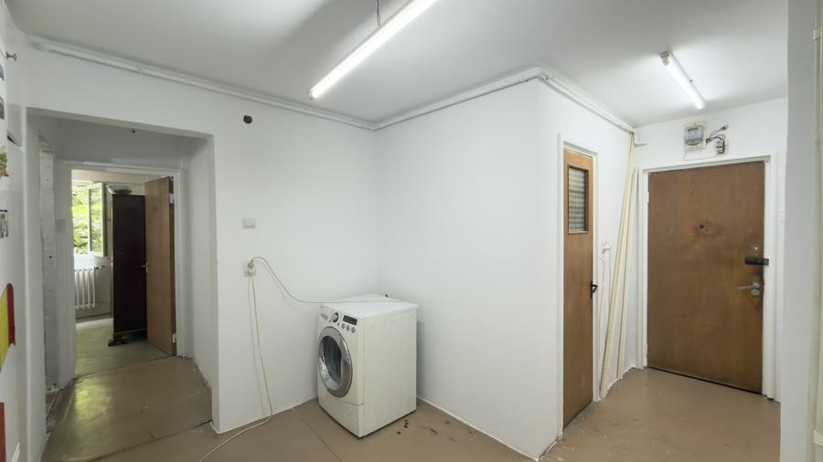 Apartament 2 Camere Decomandat - Metrou Lujerului - 8