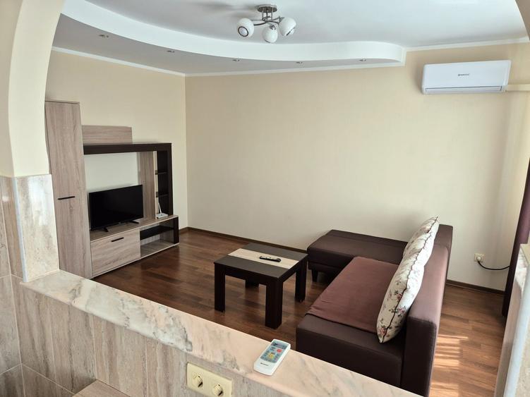 Apartament cu 2 camere decomandat în Ultracentral