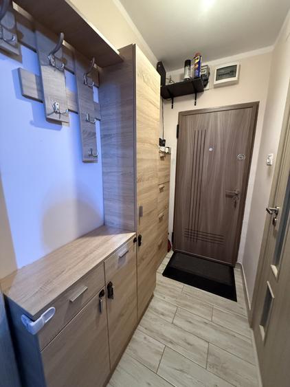 Apartament cu 2 camere nedecomandat, mobilat în P-ța Doina
