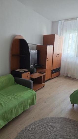 Garsonieră decomandată, mobilată în Timpuri Noi