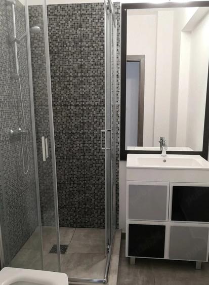 Apartament cu 3 camere semidecomandat în Floreasca